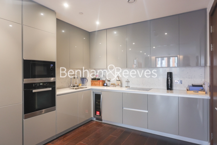 2 bedrooms flat to rent in Charles Clowes Walk, Nine Elms, SW11-image 2