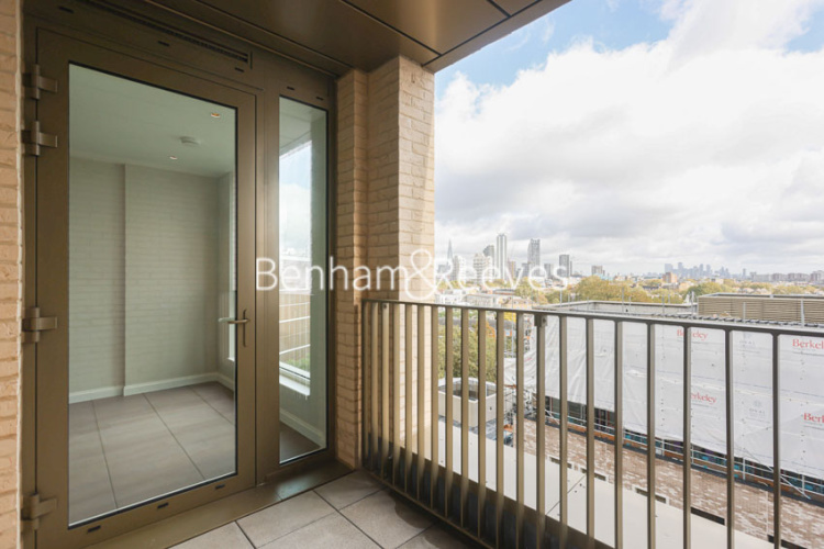 Studio flat to rent in Gasholder Place, Nine Elms, SE11-image 5