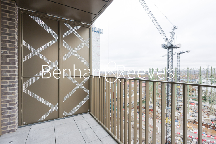 1  bedroom flat to rent in Gasholder Place, Nine Elms, SE11-image 5