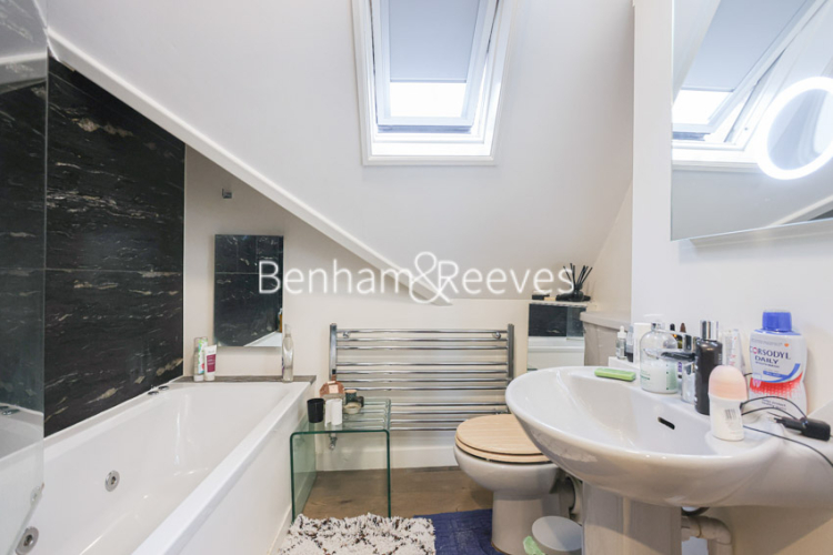 3 bedrooms flat to rent in Wandsworth Road, Nine Elms, SW8-image 5