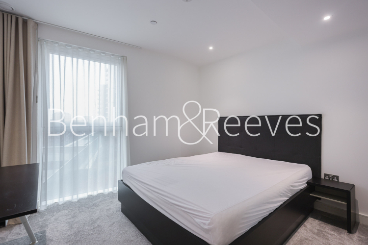 1  bedroom flat to rent in Wandsworth Road, Nine Elms, SW8-image 3