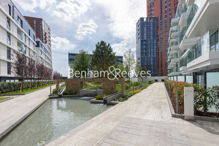 1  bedroom flat to rent in Wandsworth Road, Nine Elms, SW8-image 11
