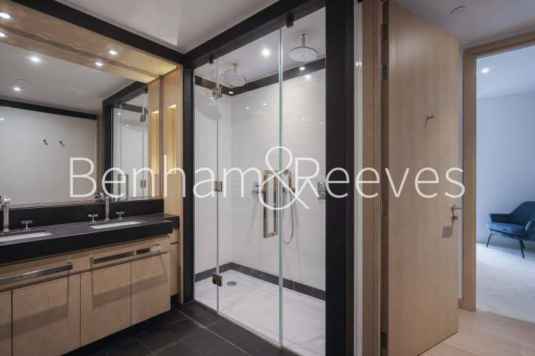 1  bedroom flat to rent in Legacy Building, Viaduct Gardens, SW11-image 4