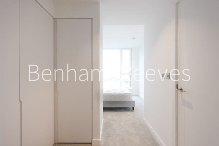 2 bedrooms flat to rent in Phoenix Court, Oval, SE11-image 16