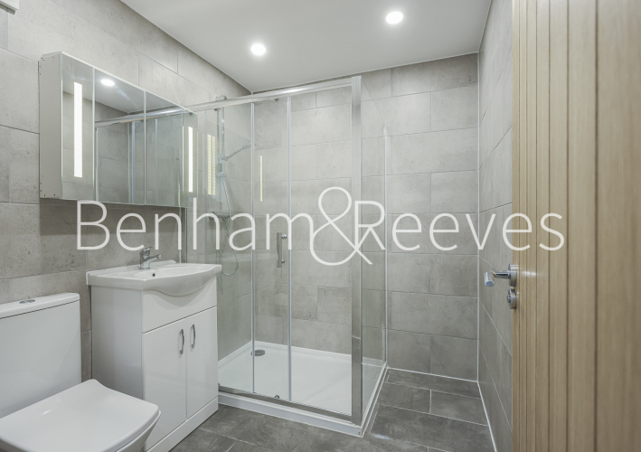 2  bedrooms flat to rent in Wandsworth Road, Nine Elms, SW8-image 4