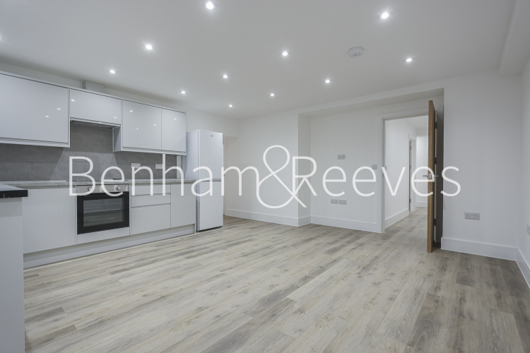 2  bedrooms flat to rent in Wandsworth Road, Nine Elms, SW8-image 6