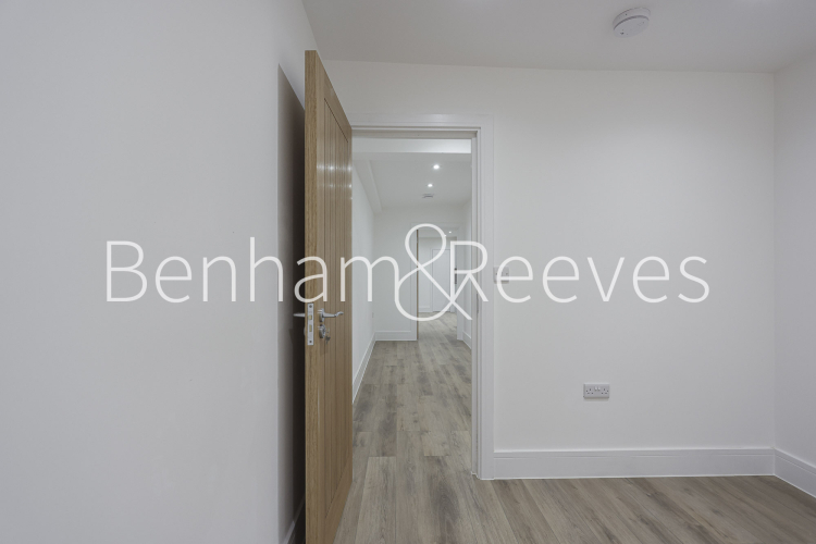 2  bedrooms flat to rent in Wandsworth Road, Nine Elms, SW8-image 17