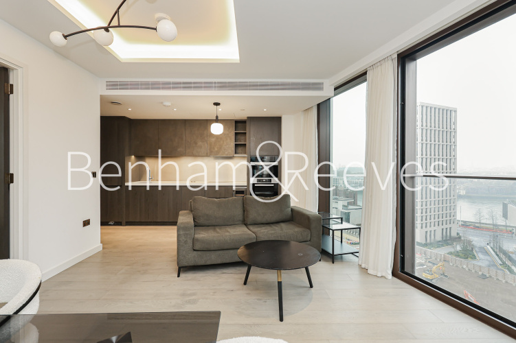 3  bedrooms flat to rent in Thames City, Vauxhall, SW8-image 1