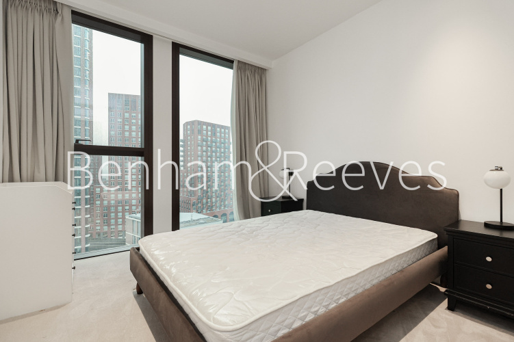 3  bedrooms flat to rent in Thames City, Vauxhall, SW8-image 4