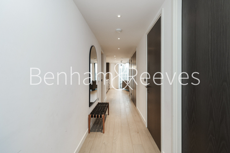 3  bedrooms flat to rent in Thames City, Vauxhall, SW8-image 19