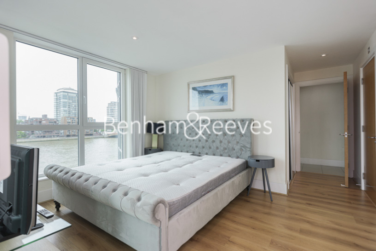 2  bedrooms flat to rent in Hamilton house, 6 St Georges Wharf, SW8-image 4