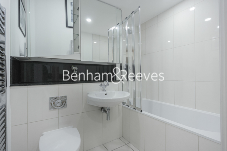 2  bedrooms flat to rent in Hamilton house, 6 St Georges Wharf, SW8-image 5