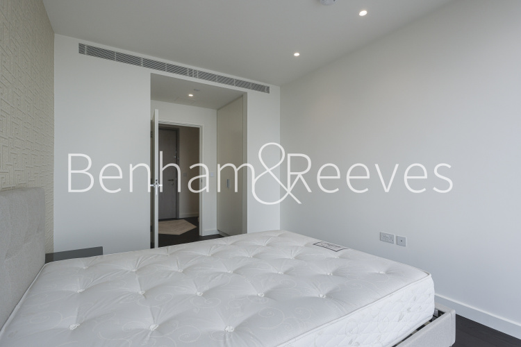1  bedroom flat to rent in Damac Tower, Vauxhall, SW8-image 8