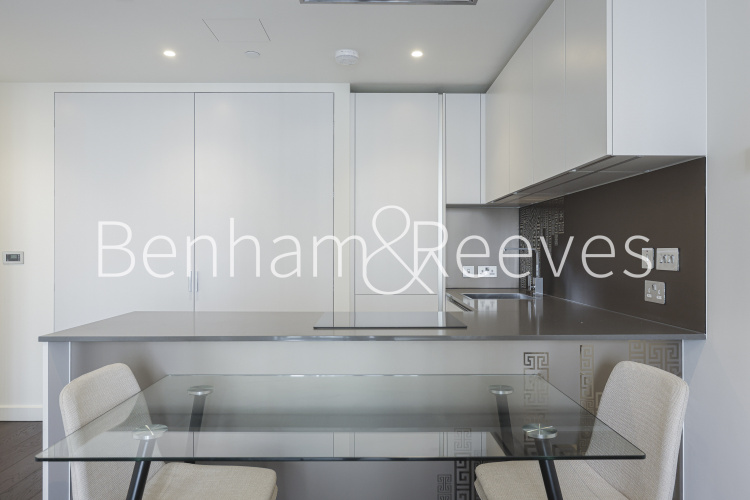 1  bedroom flat to rent in Damac Tower, Vauxhall, SW8-image 17
