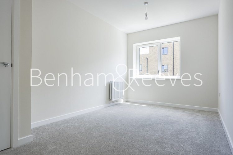 3  bedrooms house to rent in Cherry Mews, Tooting, SW17-image 3