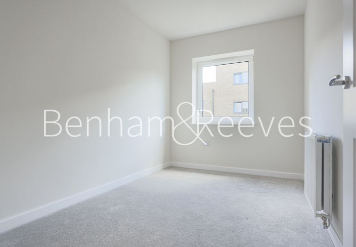 3  bedrooms house to rent in Cherry Mews, Tooting, SW17-image 9