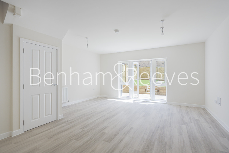 3  bedrooms house to rent in Cherry Mews, Tooting, SW17-image 23