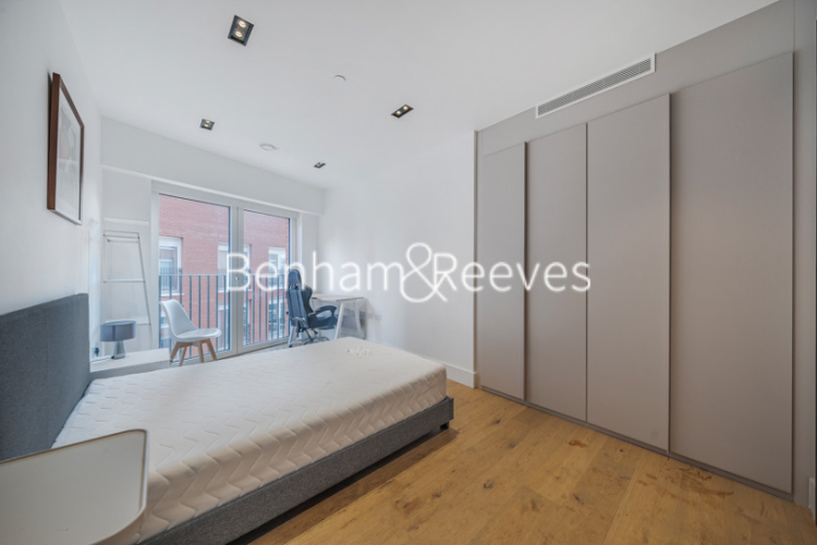 2  bedrooms flat to rent in Keybridge Capital, Exchange Gardens, SW8-image 19
