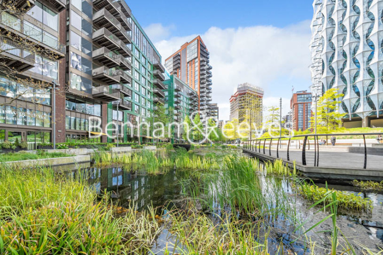 2  bedrooms flat to rent in Legacy Building, Viaduct Gardens, SW11-image 12