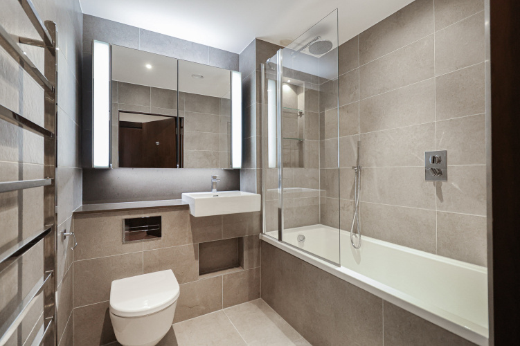 2  bedrooms flat to rent in Denver Building, Malthouse Road, SW11-image 4