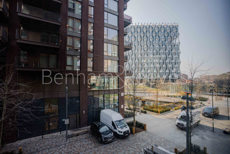 2  bedrooms flat to rent in The Modern, Viaduct Gardens, SW11-image 11
