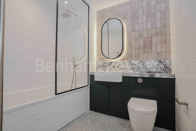 2  bedrooms flat to rent in The Modern, Viaduct Gardens, SW11-image 20