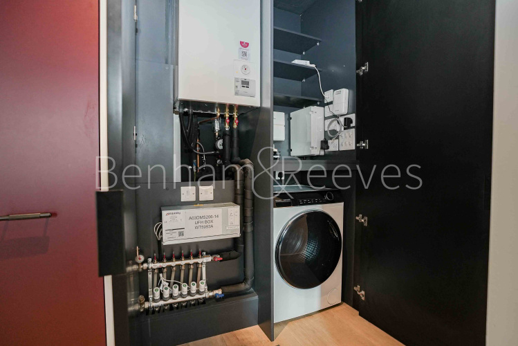 2  bedrooms flat to rent in The Modern, Viaduct Gardens, SW11-image 27