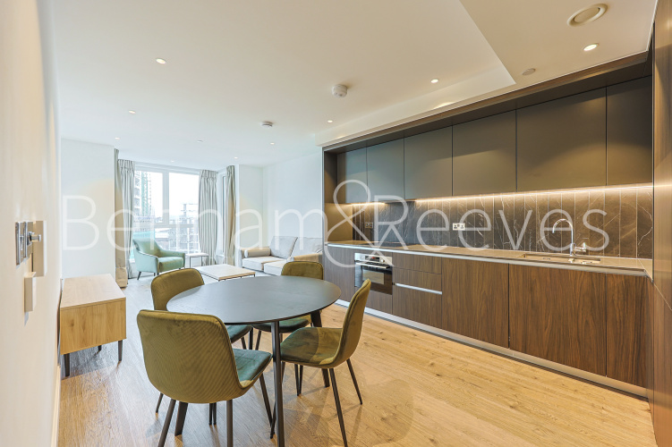 1  bedroom flat to rent in Gasholder Place, Nine Elms, SE11-image 3