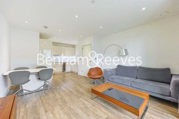 2  bedrooms flat to rent in Wandsworth Road, Nine Elms, SW8-image 8