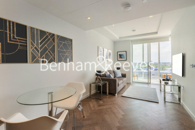 1  bedroom flat to rent in Pearce House,  Battersea, SW11-image 1