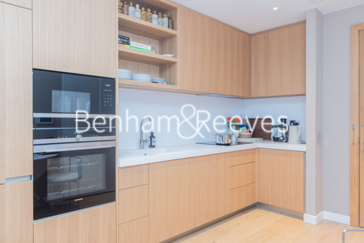 2  bedrooms flat to rent in Prospect Way, Wilshire House, SW11-image 2