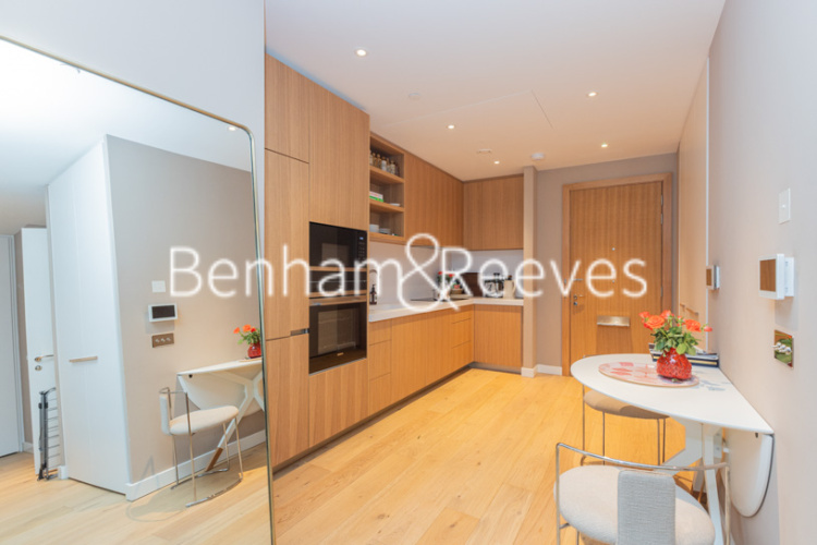 2  bedrooms flat to rent in Prospect Way, Wilshire House, SW11-image 3