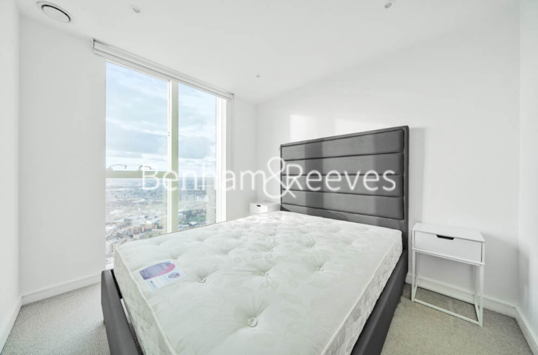 3  bedrooms flat to rent in Saffron Central Square, Croydon, CR0-image 2