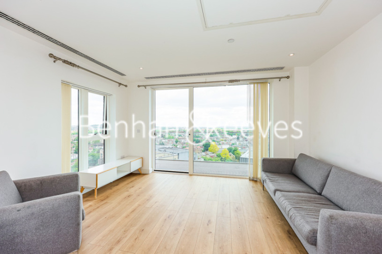 2  bedrooms flat to rent in Cherry Orchard Road, Croydon, CR0-image 1