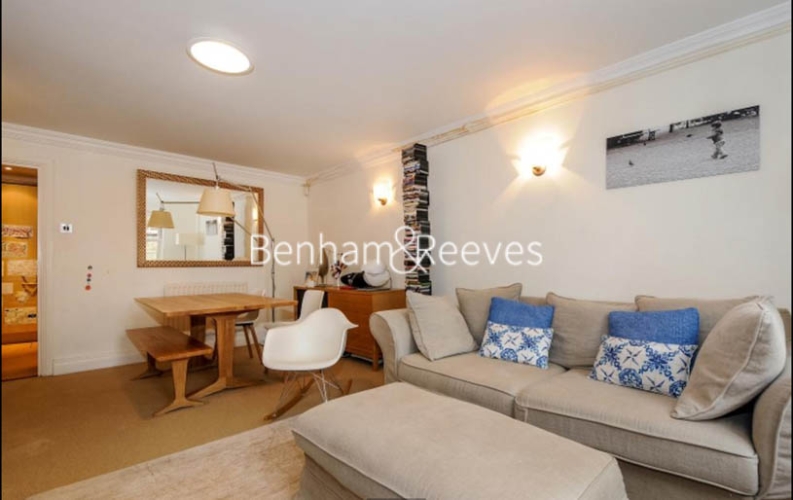 3 bedrooms flat to rent in Streatley Place, Hampstead, NW3-image 1