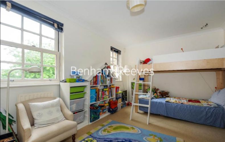 3 bedrooms flat to rent in Streatley Place, Hampstead, NW3-image 14