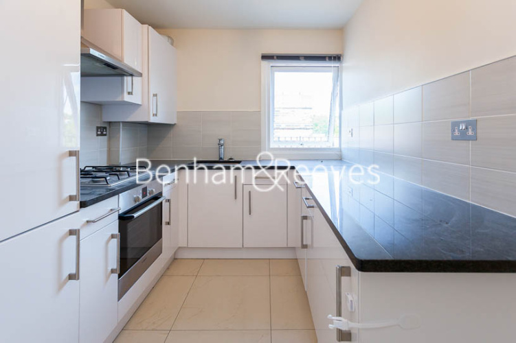 2  bedrooms flat to rent in Netherhall Gardens, Hampstead, NW3-image 2