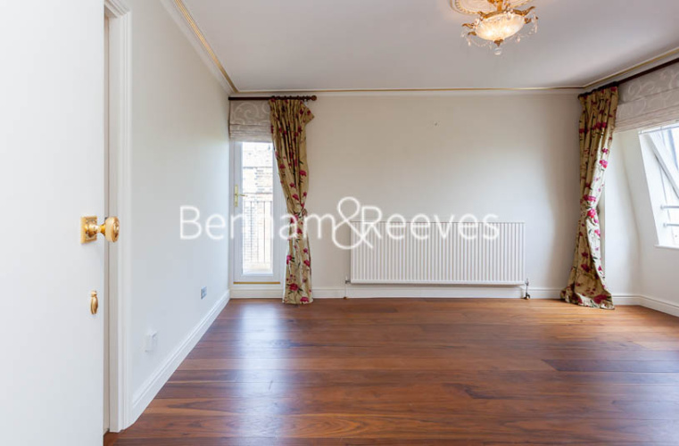2  bedrooms flat to rent in Netherhall Gardens, Hampstead, NW3-image 10
