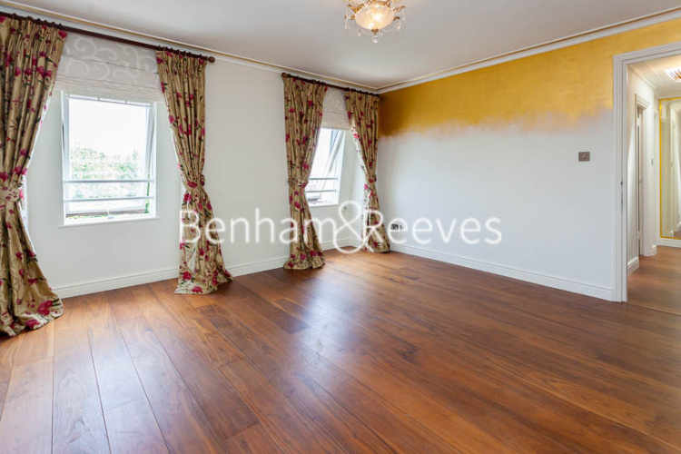 2  bedrooms flat to rent in Netherhall Gardens, Hampstead, NW3-image 11