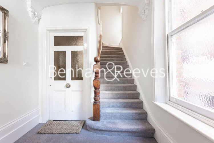 2  bedrooms flat to rent in Nassington Road, Hampstead, NW3-image 16