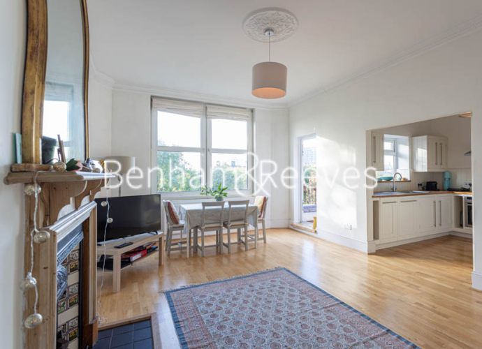 2 bedrooms flat to rent in Nassington Road, Hampstead, NW3-image 20