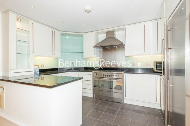 3 bedrooms flat to rent in Downside Crescent, Belsize Park, NW3-image 2