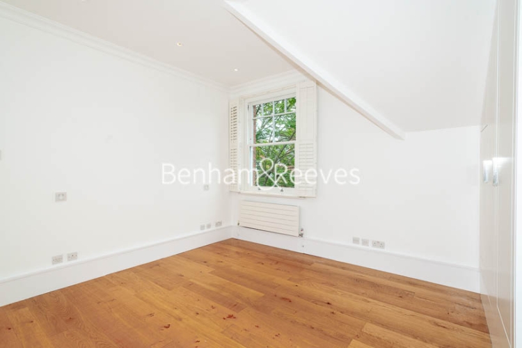 3 bedrooms flat to rent in Downside Crescent, Belsize Park, NW3-image 3