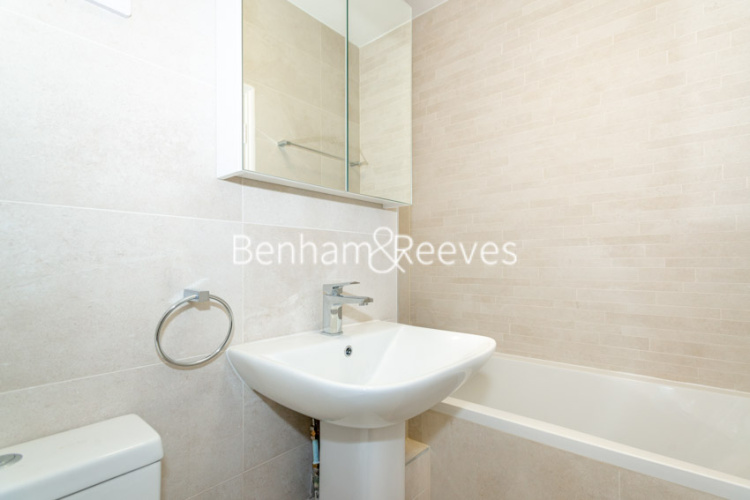 2  bedrooms flat to rent in Parkhill Road, Belsize Park, NW3-image 10