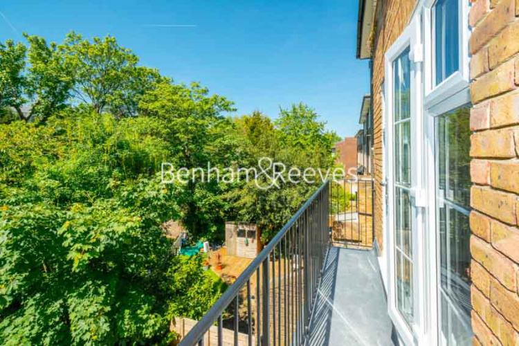 2  bedrooms flat to rent in Parkhill Road, Belsize Park, NW3-image 11