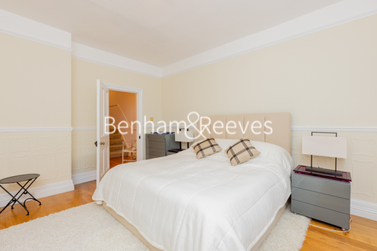 6 bedrooms house to rent in Glenloch Road, Hampstead, NW3-image 4