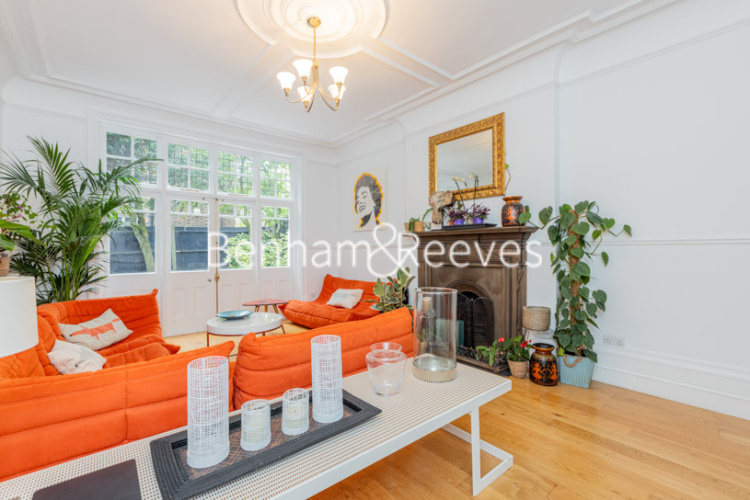 6 bedrooms house to rent in Glenloch Road, Hampstead, NW3-image 7