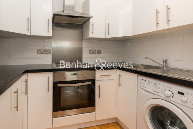 1  bedroom flat to rent in Sutherland Ave, Maida Vale, W9-image 2