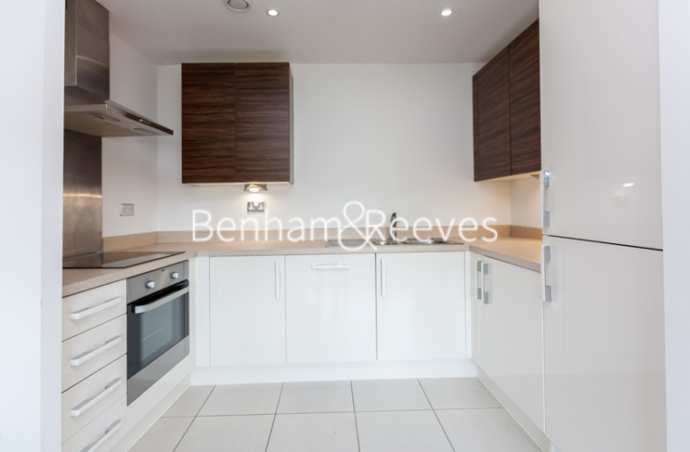 1 bedroom flat to rent in Hansel Road, Hampstead, NW6-image 2