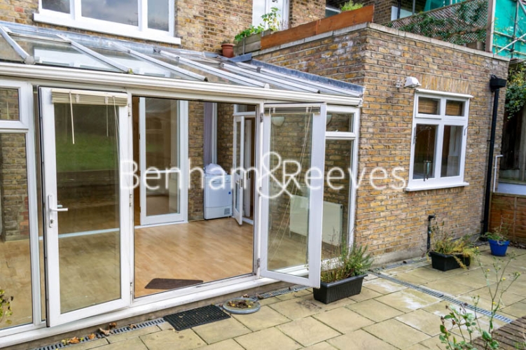 3  bedrooms flat to rent in Priory Road, Hampstead, NW6-image 10